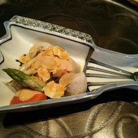 懐石料理 桝田 - 先付：蓮根・里芋・アスパラ・人参の味噌和え