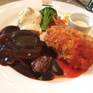 霞ヶ関のおすすめランチ11選 海老ランチや官公庁食堂も 食べログまとめ 霞ヶ関のおすすめランチ11選 海老ランチや官公庁食堂も 食べログまとめ
