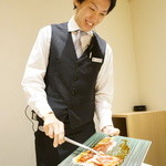 Nishi Azabu Kenshirou - 肉はスタッフの方が、全部焼いてくれます。