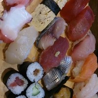 鮨政 西口店 - ランチ大盛980円。