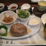 自然美庵　日本料理　悠善 - 和牛ハンバーグ定食