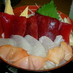 どんぶり亭 まつもと - H27.10 三色丼　彩り満載、美味この上なし