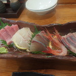 刺身盛り5種\800