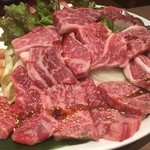 焼肉・ｽﾃｰｷ みーとがぁでん - 