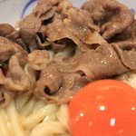 この肉！この黄身！そしてこの麺！！