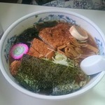 ラーメン泰龍 - カツラーメン