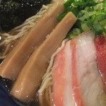 支那そば 八雲 - メンマと切り落としチャーシュー