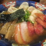 ミックス特製ワンタン麺＋切り落としチャーシュー