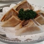 ビーフカツサンド