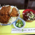 若松食堂 - ソースかつ丼　880円　（＾＾ｂ