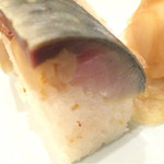 食堂 おがわ - 断面。