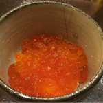 食堂 おがわ - お通しのいくらの塩漬け。