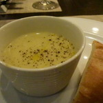 キャトルラパン - ■鳴門金時のスープ