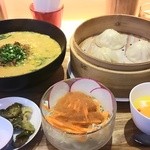 Jin Hoa Ebisuten - 小籠包ランチ(980円)