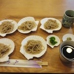やすみ亭 - 貝殻蕎麦二八（¥600）2015-11-21