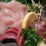 炭火焼き 煙 - 朝引き鶏の造り３種盛合せ