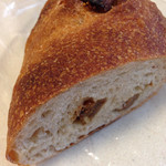 ウルーウール - ドライイチジクのパン