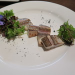 オステリア・オリエーラ - 27年11月　東京湾カマス炙り　サラダ仕立て