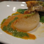 鉄板焼きgrow - 旬な海鮮の一皿（鰤のソテー）