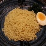 花鳥風月 - つけワンタン麺　麺アップ！