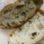 ジャックのパン屋 - カンパーニュ香ばしい。