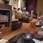 水源亭 - カウンター風景