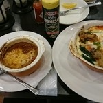 ジョナサン - オニオングラタンスープと広島産牡蠣のクリーミードリア