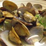 真魚 - あさり酒蒸し
