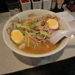 中華麺処　らん蘭 - 熊本の郷土料理である太平燕(タイピーエン)を頂くと
中華スープに伸びづらい春雨ののどごしが良くて美味しく
シャキシャキとした歯ごたえの野菜がたくさん入って
食べ応えがあってボリュームもタップリです。
