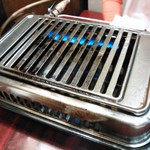 ホルモン・焼肉 キムチ - 焼き台