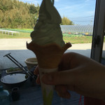 キウイソフトクリーム
          