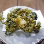 吾妻 - サザエとあおさの天ぷら、肝も入っている