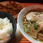 平和園 - ラーメン定食（特製チャーシュー麺＋天ぷら）