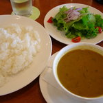 Cha Yu - 龍井茶葉カレー（大盛り）のセットです　本日のお茶付き