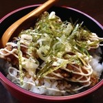 ひげ坊主 - H.27.6.24.夜 トリマヨ丼(ミニ) 350円