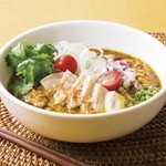 アジアジア - スパイスPHO（香草あり）828円（税込894円）