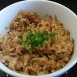 はる樹 - 本日のごはん　チャーシュー炊き込みごはん