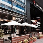 ACORN - 開放感あるテラス席は歌舞伎町セントラルロードを一望出来ます。