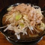 麺屋わっしょい - 男の根性黒醤油の麺＆野菜大盛り