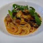 ピュールピュール - ◆牛ばら肉のピザ職人風トマトソース
牛ばら肉を使用されていますので、くどいかと思ったようですが
トマトソースが爽やかな味わいで美味しいそうですよ。