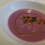 ピュールピュール - ◆伺った日のスープは「紅イモ」・・色もキレイですね。
お味は濃厚なのですが、芋の甘さを感じ美味しい。