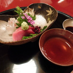 なかむら - お造り（鯛の皮しも、いか、まぐろ）