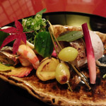 なかむら - 八寸（鯖寿司、ゆず釜、海老芋、イチョウ芋、さんまくらま煮、海老、丹波栗、きゅうり、ぎんなん）