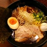 Bushikotsu Men Taizou - 特濃筋骨麺