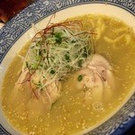 ラーメン わんさか - 「鶏白湯らあめん(卵なし)」