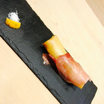 銀座 やまの辺 江戸中華 - 春巻き 生ハムの塩気がアクセント