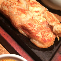 水剌間 恵比寿本店 - 和牛すじ肉と玉ねぎのチヂミ