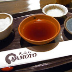 天ぷら岡本 - 天茶ランチの天つゆ、薬味など。