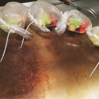 鉄板焼 濠 - 不思議な溶けないラップで蒸し野菜。