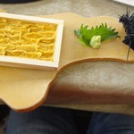 絶景レストラン うずの丘 - 淡路の黒雲丹